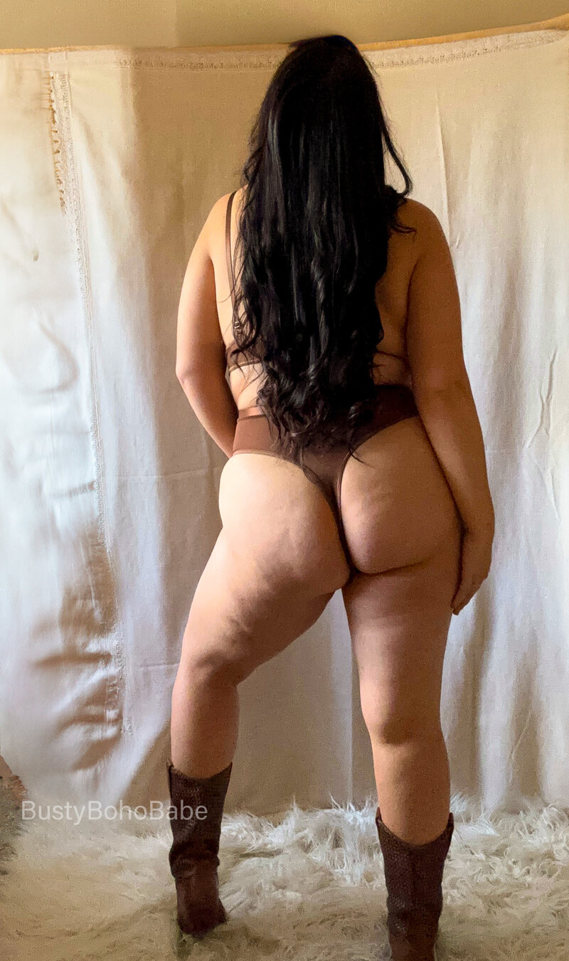 Exclusive photo of beautiful Ass by Boho Babe (@BustyBohoBabe) and real Amateur, Brunette and Big Ass
