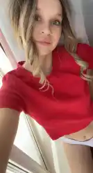 crop-top-girls photo 3