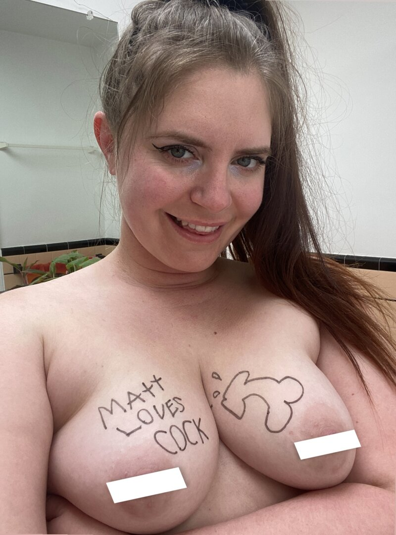 Exclusive photo of beautiful Amateur by Dresden (@dresden333) and real Big Tits and Boobs