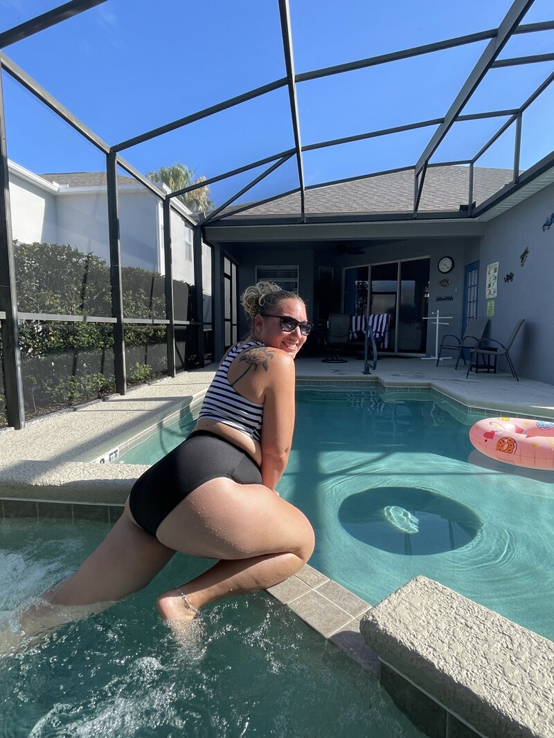 Exclusive photo of beautiful Amateur by FloridaHotWife69 (@floridahotwife69) and real Big Ass, Curvy and Blonde