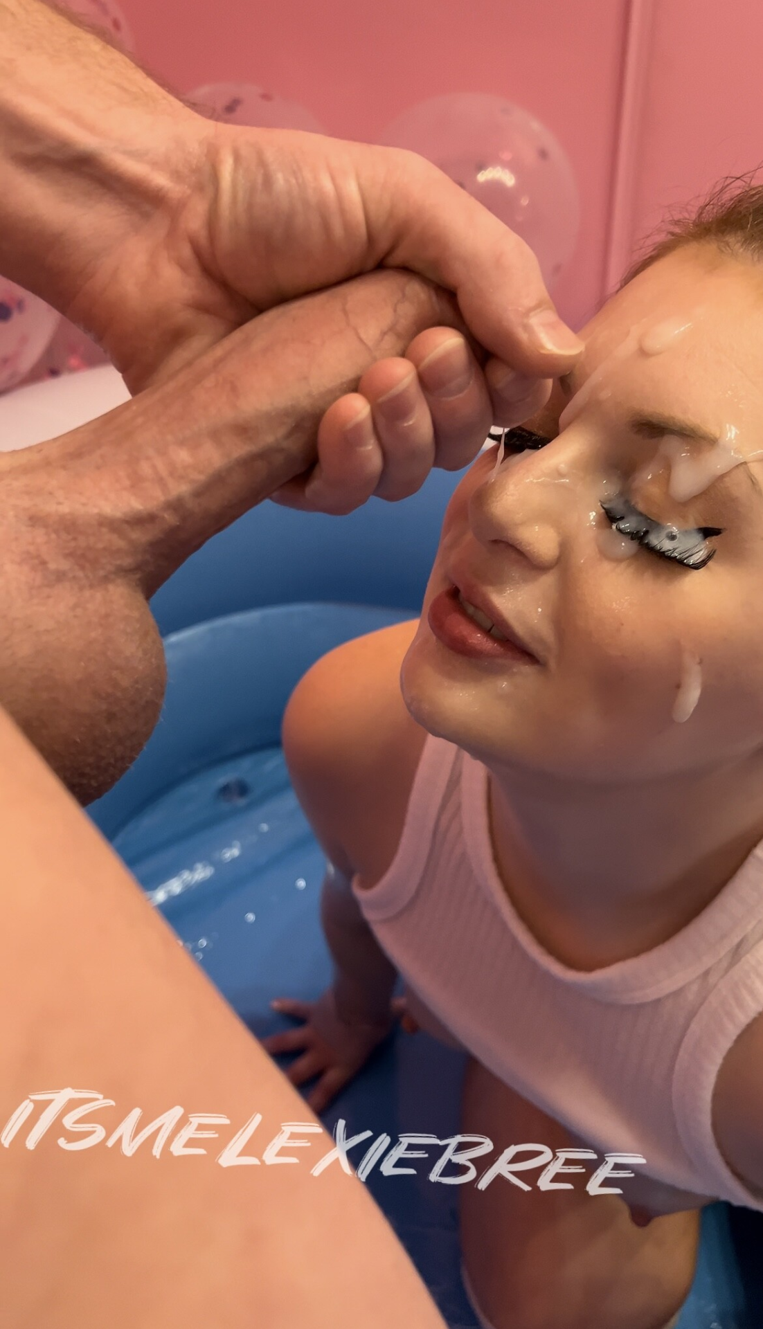 Exclusive photo of beautiful Blonde by Lexie Bree ♥️ 👧 Facial Queen 💦 (@itsmelexiebree) and real Cumshot and Cum