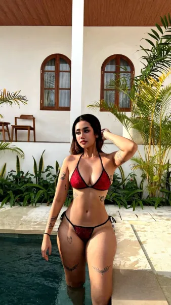 asian-alt-bikini
