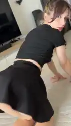 no-panties photo 1