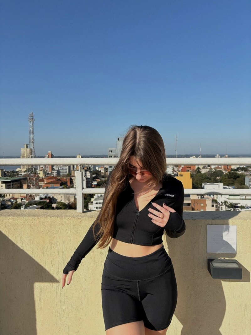 Exclusive photo of beautiful Babe by Macarena (@macarenacute) and real Outdoor and Teen