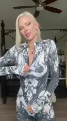 shiny-clothes photo 1