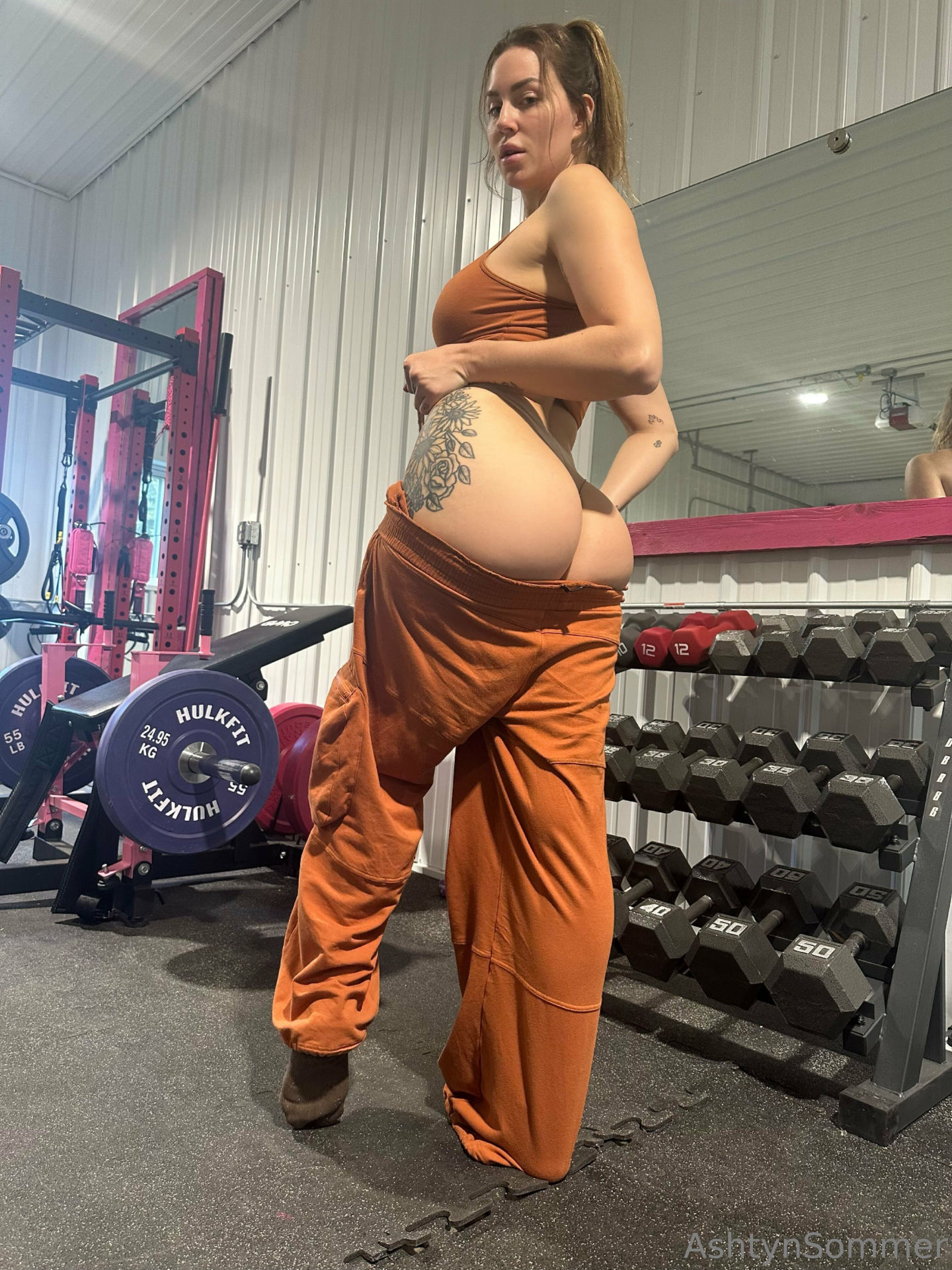 Exclusive photo of beautiful Boobs by OnlyFans Leaks (@of-leaks) and real Lipstick and Makeup