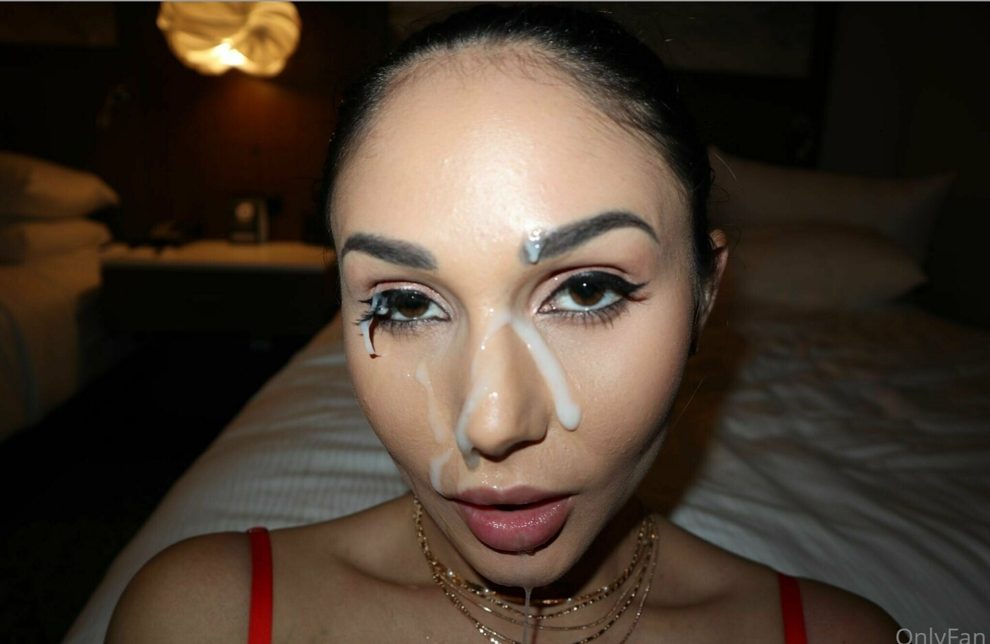 Exclusive photo of beautiful Ariana Marie by OnlyFans Leaks (@of-leaks) and real Brunette, Cum and Bra