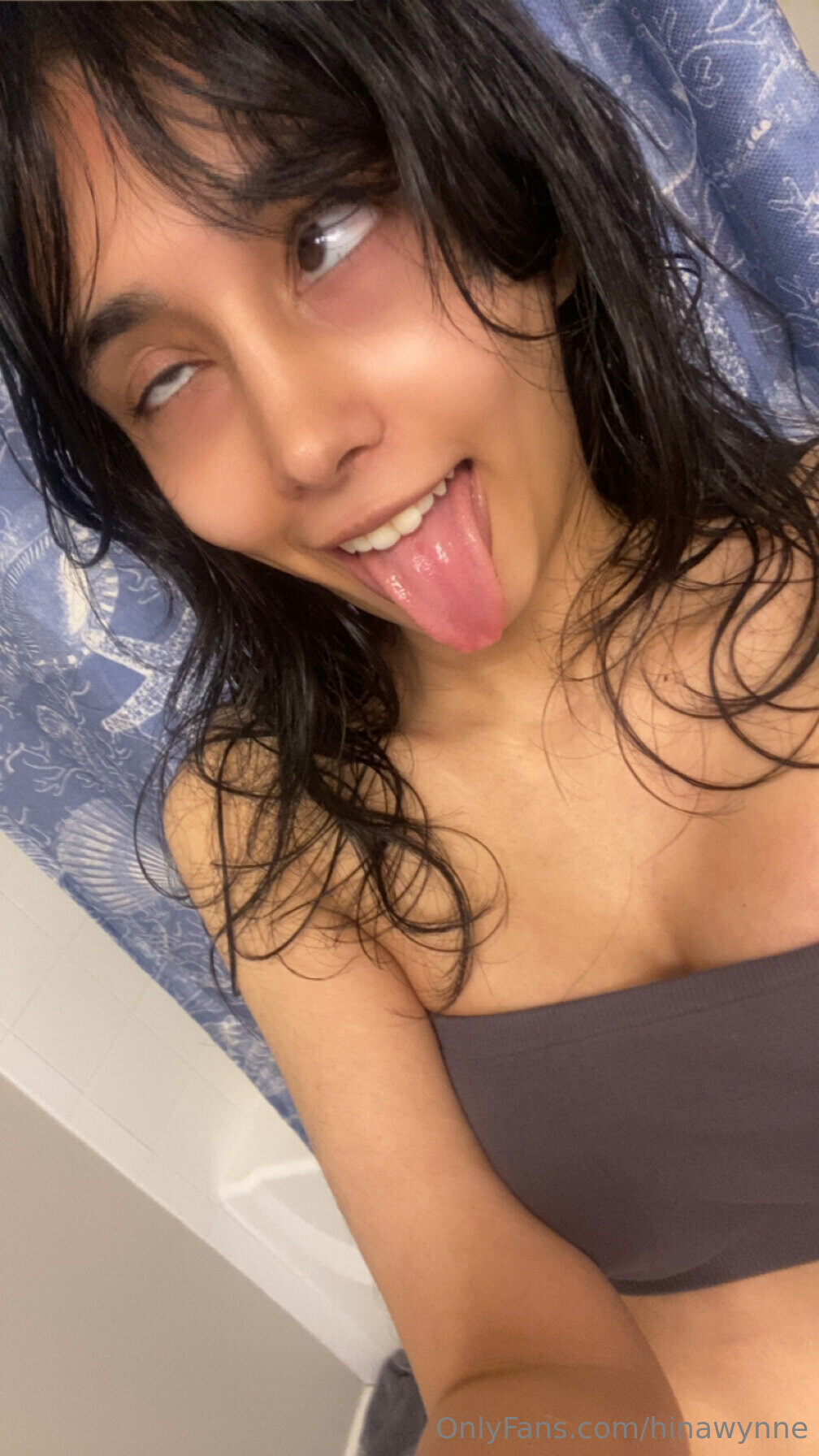 Exclusive photo of beautiful Ahegao by OnlyFans Leaks (@of-leaks) and real Brunette, Lips and Cleavage