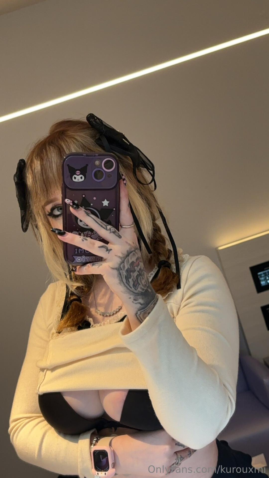 Exclusive photo of beautiful Big Tits by OnlyFans Leaks (@of-leaks) and real Cosplay and Eye Contact
