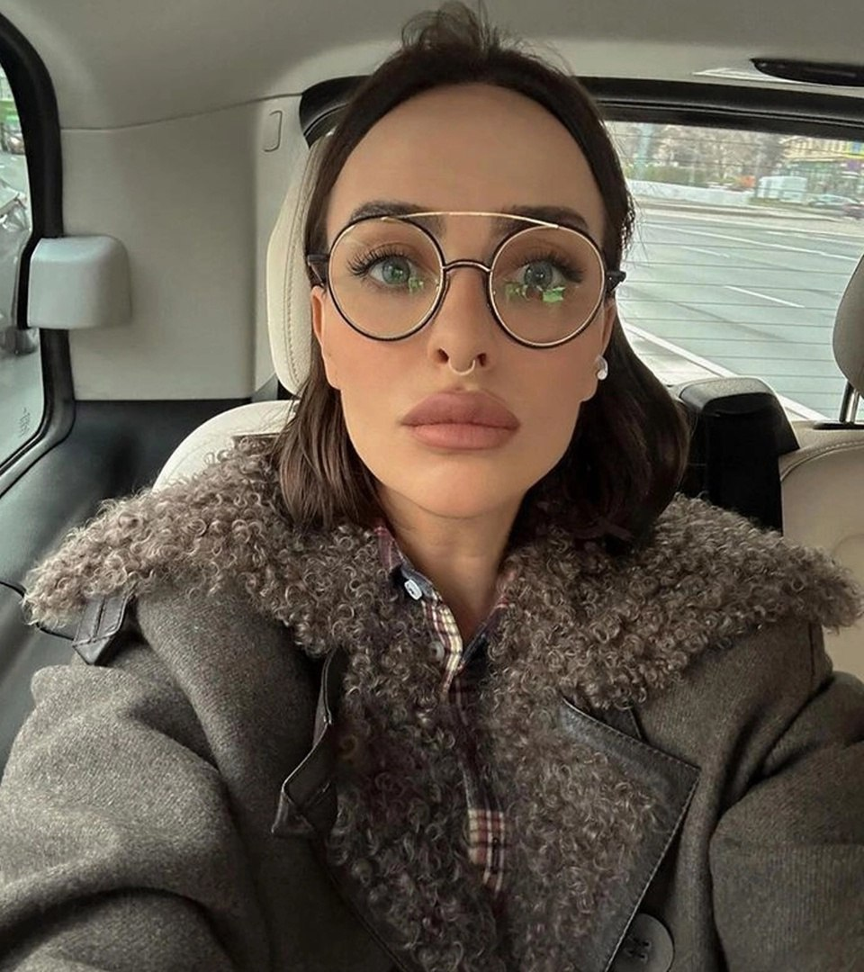 Exclusive photo of beautiful Brunette by Only Girls (@only-girls) and real Brown Eyes and Car