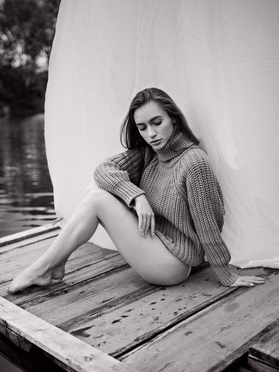 Exclusive photo of beautiful Lake by Only Girls (@only-girls) and real Outdoor and Solo
