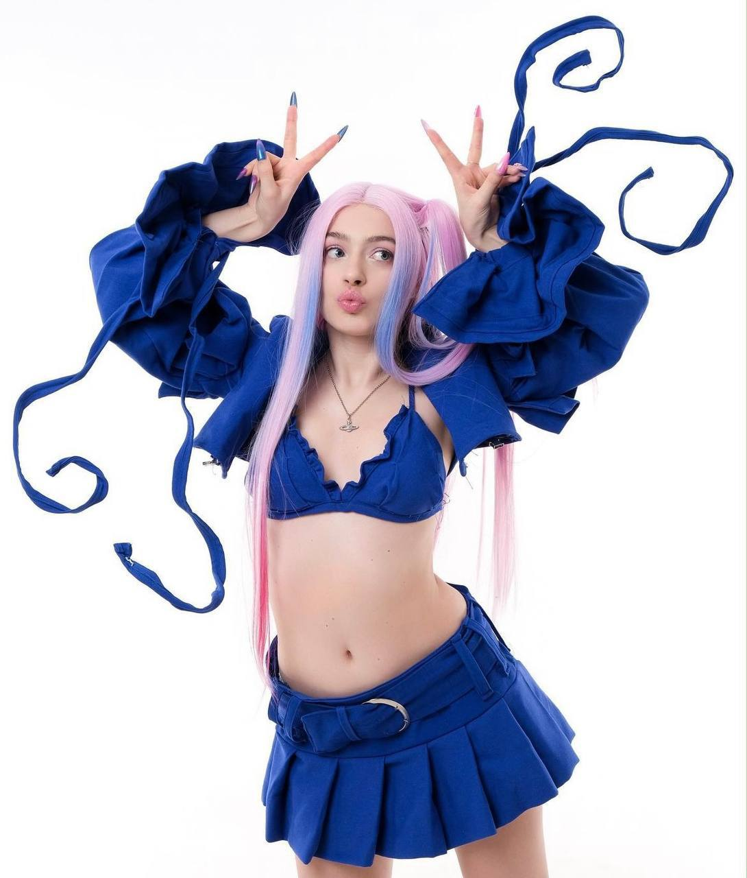 Exclusive photo of beautiful Alternative by Only Girls (@only-girls) and real Belly Button and belly