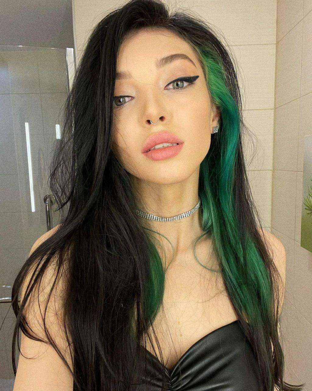 Exclusive photo of beautiful Alt by Only Girls (@only-girls) and real Alternative, Beautiful and Bathroom