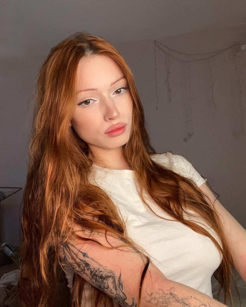 Exclusive photo of beautiful Long Hair by Only Girls (@only-girls) and real Lipstick and Makeup
