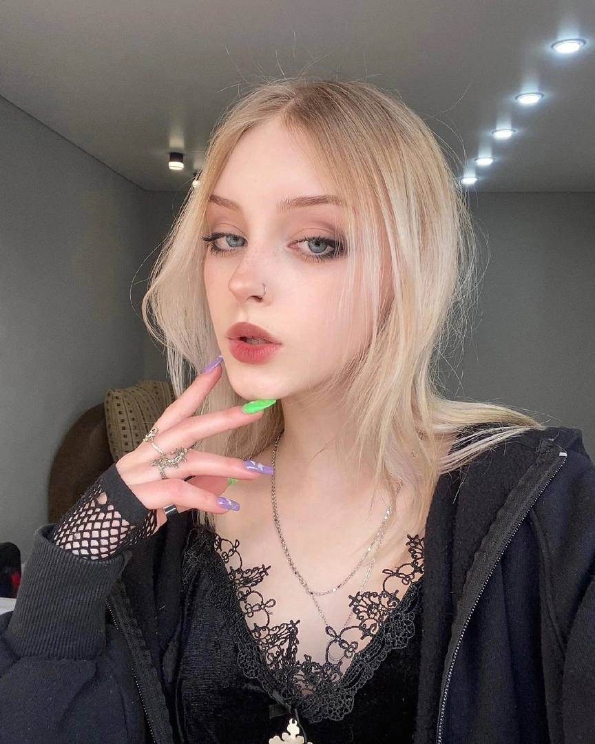 Exclusive photo of beautiful Bra by Only Girls (@only-girls) and real Emo and Green Hair