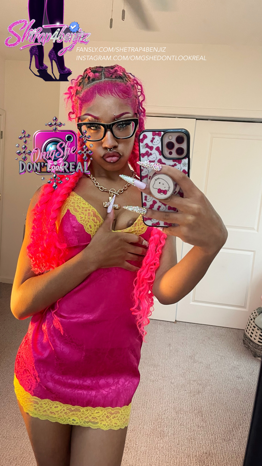 Exclusive photo of beautiful Alt by ♱ 𝙎𝙖𝙫𝙞 ♱ (@shetrap4benjiz) and real Ebony and Egirl