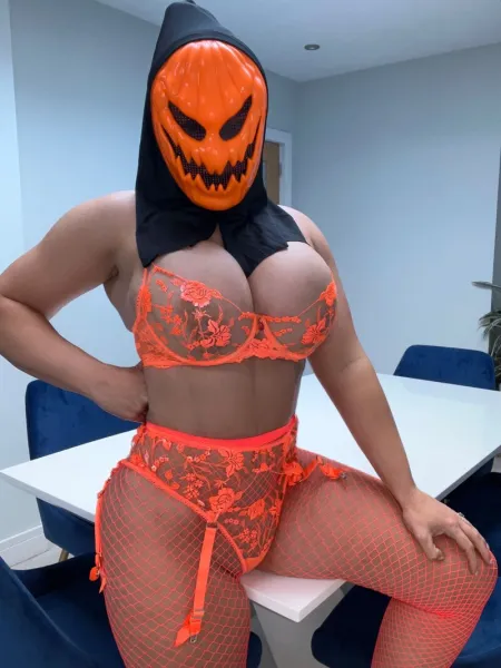 thetrophywifelife
